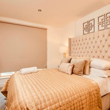 Primedoorstep Deluxe City Apt, River Canal View& Free Parking! 利兹 外观 照片